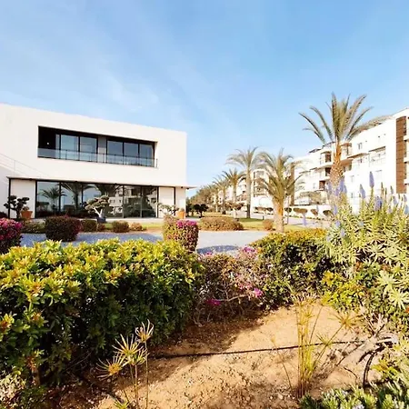 Thalassa Big Apartment Trikomo