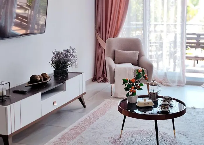 Lägenhet Thalassa Big Trikomo