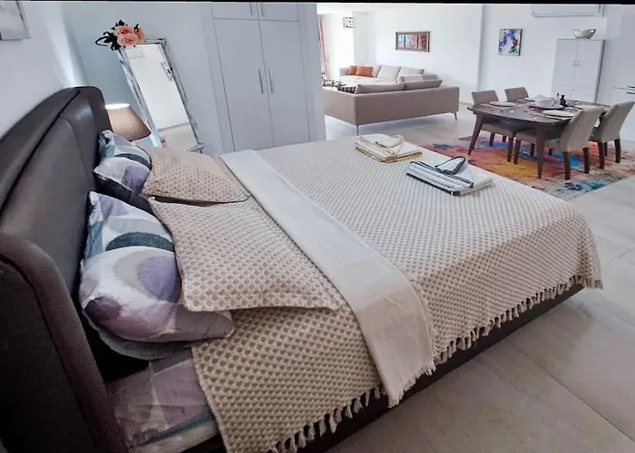 Thalassa Big Lägenhet